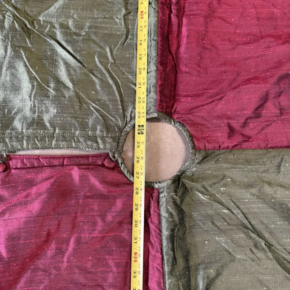 Vintage quilted Silk Tree Skirt Christmas Holiday Red Green Sheen